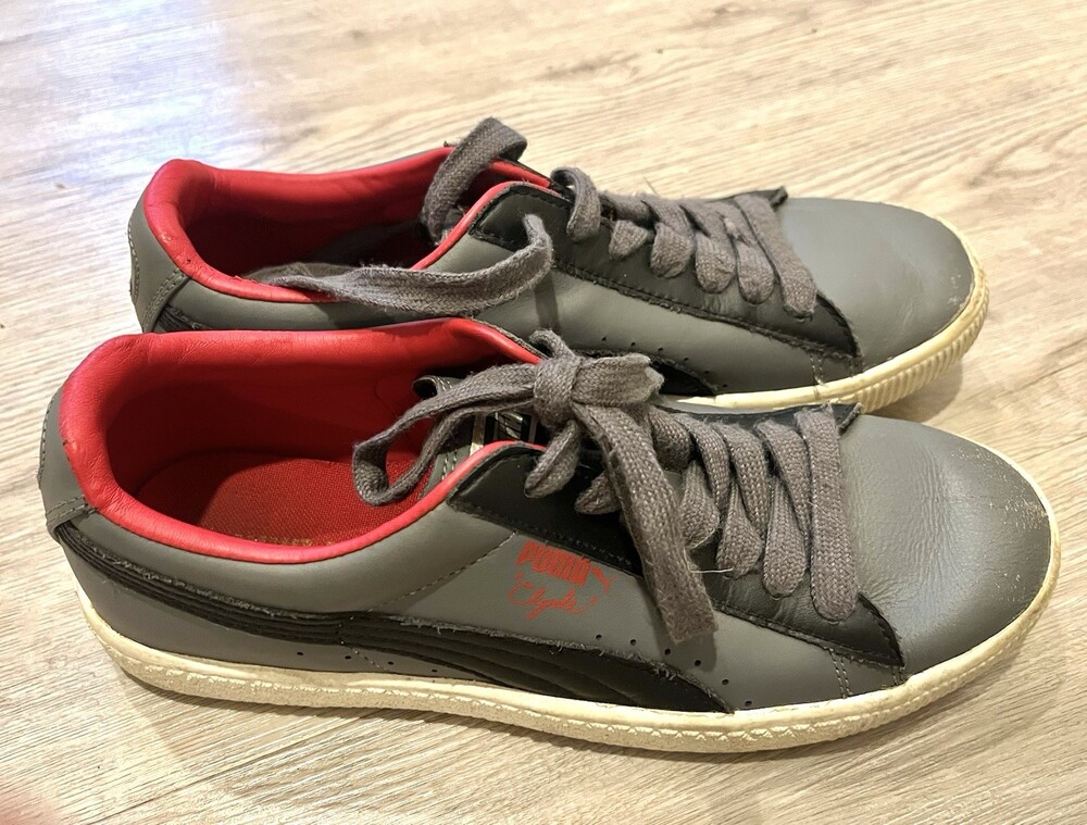 Vintage puma Clyde women’s 6.5 real leather low top lace up shoes. Gray/red